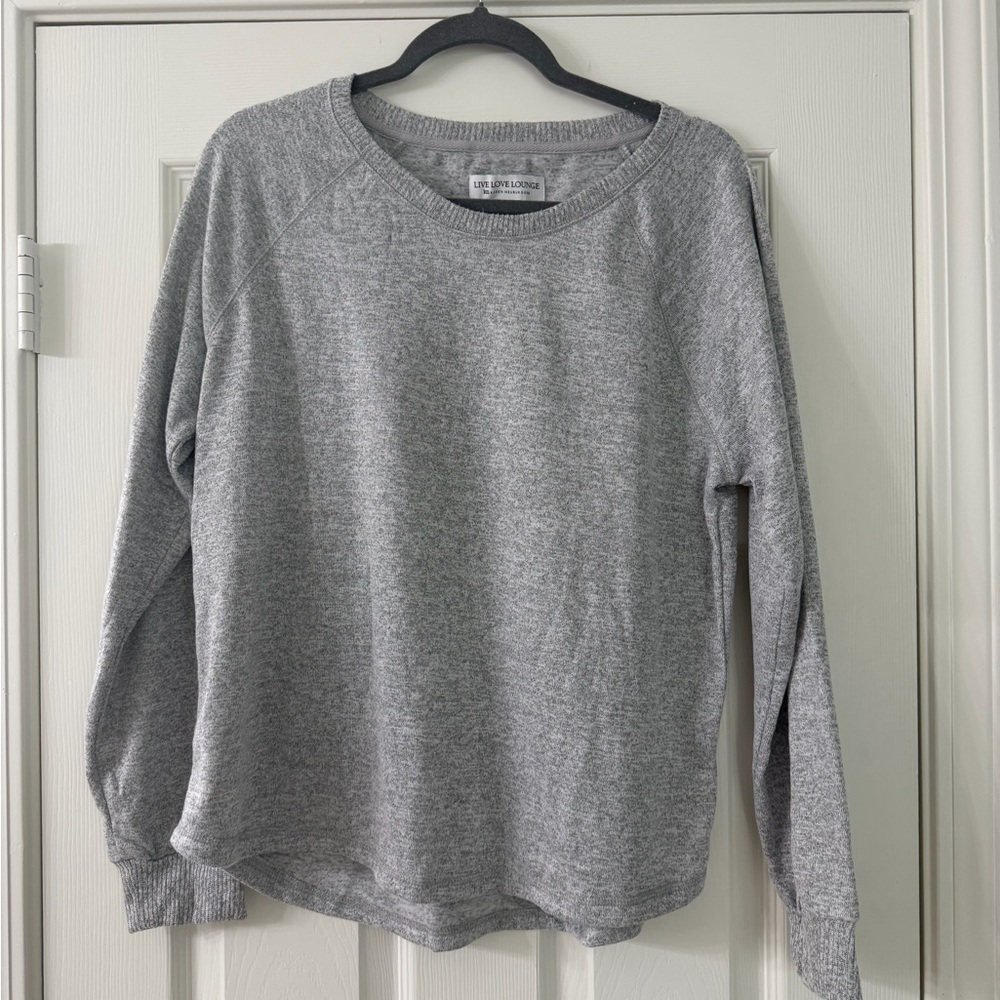 Live Love Lounge Karen Neuburger Gray Women's Crew Neck, size XL
